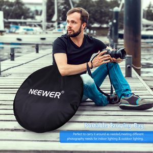 Réflecteur de lumière rond pliable multi-disques Neewer Portable 5 en 1 59quotx79&quot/150x200cm translucide/argent/or/blanc/noir - Product Image 6