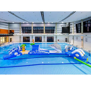 Circuito de Aventuras Inflable Flotante para Piscina con Escalada, Carreras y Tobogán, con Temática de Tiburón de Aguas Profundas - Product Image 5