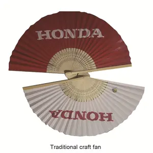 Éventail pliant traditionnel en bambou noir, imitation soie, motif peinture artistique folklorique, pour une décoration élégante de festival, de maison et de musique - Product Image 5