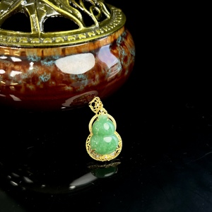 Colgante de Jadeíta Birmana Natural de Grado A, Colgante de Calabaza de Jadeíta Birmana, Colgante de Jadeíta para Mujer (Con Certificado) - Product Image 6