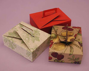 Box Customized Lock Flap Auto Lock Bottom Cardboard Cosmetic Gift Box