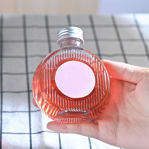 Échantillon gratuit de bouteilles à spiritueux en verre transparent LingKa LK01 modèle Classica avec impression sérigraphique pour gin, rhum, whisky - Product Image 4