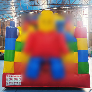 Toboggan gonflable commercial en PVC sur le thème des blocs <span class=keywords><strong>de</strong></span> construction, grand modèle en briques pour parc d'attractions et activités extérieures - Product Image 6