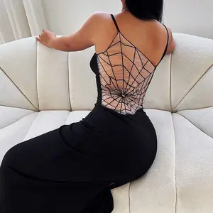 2024 yeni kolsuz seksi ince örümcek Web geri elbise yaz Halter bölünmüş bayanlar elbiseler