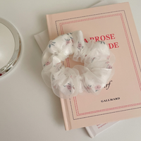 Accessoire capillaire haut de gamme de conception nouvelle avec bordure en dentelle durable et de haute qualité, attaches et bandeaux pour cheveux à haute élasticité.