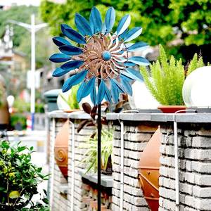 Aerógrafo de viento giratorio de doble cara de hierro forjado para decoración de jardín exterior/interior con temática de plantas para patios de guarderías - Product Image 4