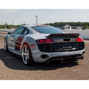 Coffre en fibre de carbone de style LB pour Audi R8 V10 2007-2015 - Product Image 3