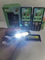 Doble tarjeta SIM Teléfono simple 2G 3G 4G Nuevo teléfono móvil desbloqueado con pantalla de 2,4 pulgadas Soporte en idioma español Precio bajo barato