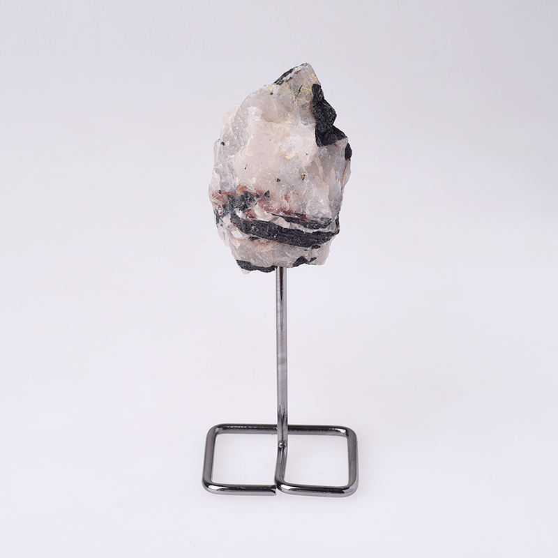 ทัวร์มาลีนในควอตซ์