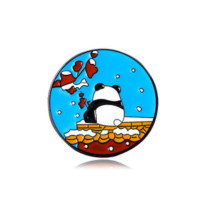 Badges de souvenir d'anime en métal plaqué nickel noir en gros, badges de casquette en émail doux personnalisés avec des motifs de dessins animés mignons - Product Image 6