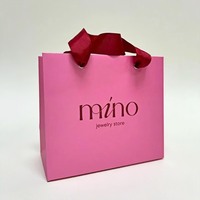 Sacs d'emballage en carton kraft imprimé offset, style mini sac à main rose de luxe, ornés de rubans, pour cils et bijoux, vente en gros