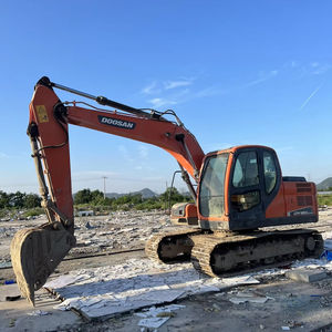 Doosan DX150LC-9C Excavatrice d'occasion 15 Tonnes Poids en service 2020 Modèle 0.57M³ Capacité du godet Bonne qualité Noyau d'assurance original - Product Image 2