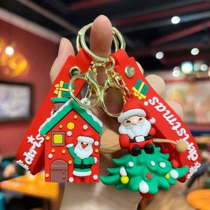 Porte-clés en PVC souple 3D Père Noël et sapin de Noël, design créatif et mignon, faible MOQ, idéal pour sacs <span class=keywords><strong>à</strong></span> dos, cadeaux promotionnels et fêtes - Product Image 4