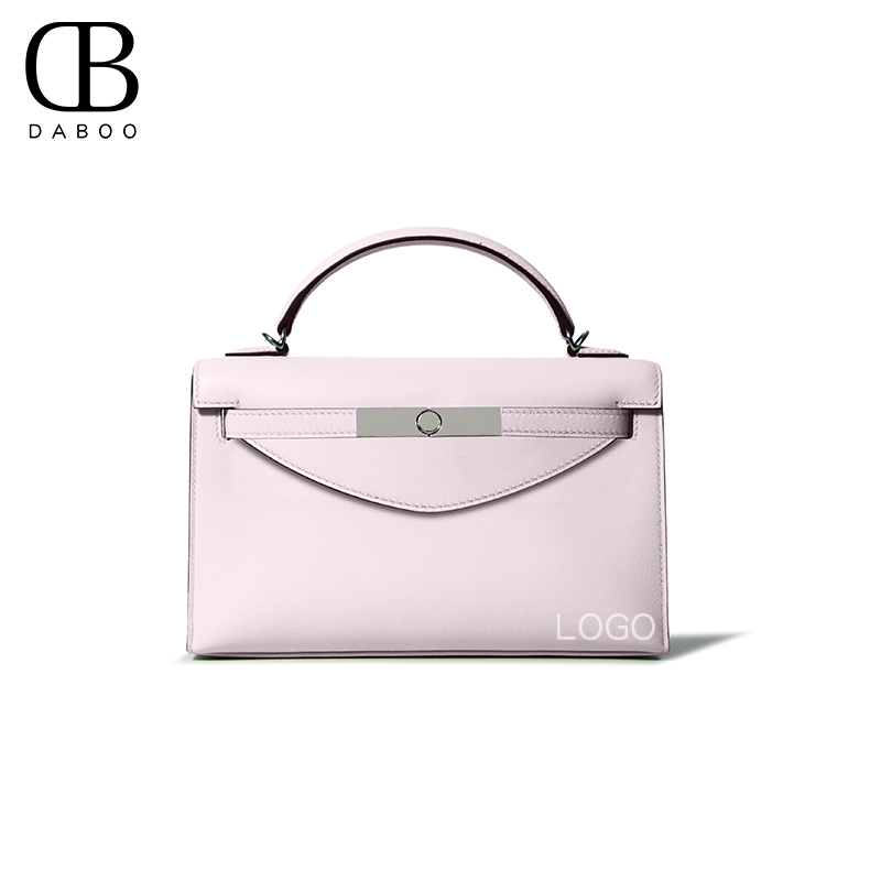 สีชมพูอ่อน