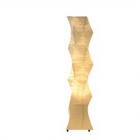 Lámpara de Pie Isamu de Hierro Estilo Japonés Akari, Pantalla de Papel Estilo Wabi-Sabi, Luz LED para Sala de Estar, Estudio, Ambiente Zen, Casa de Huéspedes