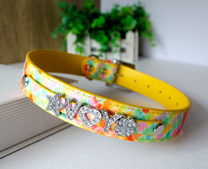 Elegante Collar Rosa de PU para Perro con Decoración de Remaches, Cierre de Hebilla Duradero, Collar de Entrenamiento para Perros para Todas las Estaciones - Product Image 2