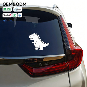 Autocollant de fenêtre de voiture en forme de cœur avec drapeau américain imprimé sur mesure - Autocollant en vinyle résistant aux UV et imperméable - Product Image 2