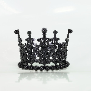 Mini Tiara per Torta 3"*2.2" in Oro con Cristalli e Perle, Corona Vintage per Torte Nuziali, Compleanni e Baby Shower - Product Image 4