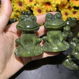 6cm Xiuyan Jade Frog Carvings Reiki Healing Stones Hand Carved Jade Frog Figurines For Meditation