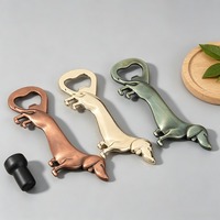Porte-clés décapsuleur Teckel, pratique, multicolore, robuste, avec chaîne de sac, pendentif fonctionnel en alliage, cadeaux pour amateurs de bière