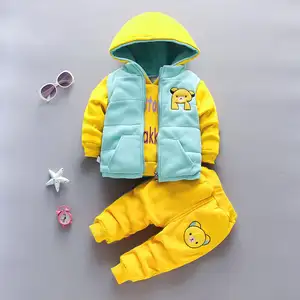 Maglione in peluche per neonati 3 pezzi di abbigliamento per bambini di 0-5 anni nuovo abbigliamento per bambini autunno e inverno abbigliamento per ragazzi e ragazze abbigliamento per esterni