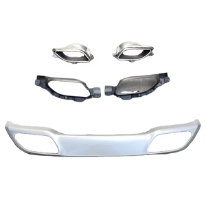 Kit de pare-chocs arrière / embouts d'échappement pour <span class=keywords><strong>Jaguar</strong></span> F-<span class=keywords><strong>PACE</strong></span> SUV <span class=keywords><strong>2021</strong></span> en argent et noir, kit de carrosserie extérieur, accessoires de mise à niveau, ensemble de pare-chocs - Product Image 1