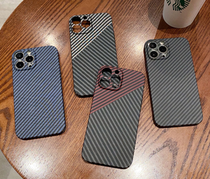 Großhandels preis Ultra dünne All-Inclusive-Schutzhülle Kohle faser Full Coverage Phone Case für iPhone - Product Image 6