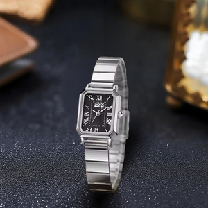 Elegante <span class=keywords><strong>reloj</strong></span> <span class=keywords><strong>de</strong></span> cuarzo <span class=keywords><strong>de</strong></span> lujo para mujer Esfera cuadrada Banda <span class=keywords><strong>de</strong></span> acero inoxidable Caja <span class=keywords><strong>de</strong></span> aleación con acabado <span class=keywords><strong>dorado</strong></span> <span class=keywords><strong>Reloj</strong></span> <span class=keywords><strong>de</strong></span> moda impermeable - Product Image 6