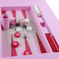 Plateau de backgammon de luxe en cuir gaufré grain d'autruche rose