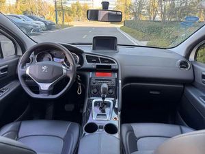 Voiture d'<span class=keywords><strong>occasion</strong></span> <span class=keywords><strong>2014</strong></span> <span class=keywords><strong>Peugeot</strong></span> <span class=keywords><strong>3008</strong></span> 2.0L SUV Automatique Gauche Édition Classique Noire Un Seul Propriétaire Titre Propre Historique Complet Fiable - Product Image 6
