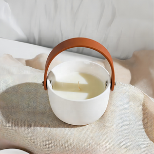 Bougies parfumées en cire <span class=keywords><strong>de</strong></span> soja sans fumée avec poignée en cuir, design <span class=keywords><strong>de</strong></span> luxe personnalisé, vente en gros - Product Image 4