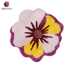 Tapis en polaire corail floqué, antidérapant et ignifuge, en fibre 100 % polyester, de forme spéciale, personnalisé par l'usine Orvetex - Product Image 4