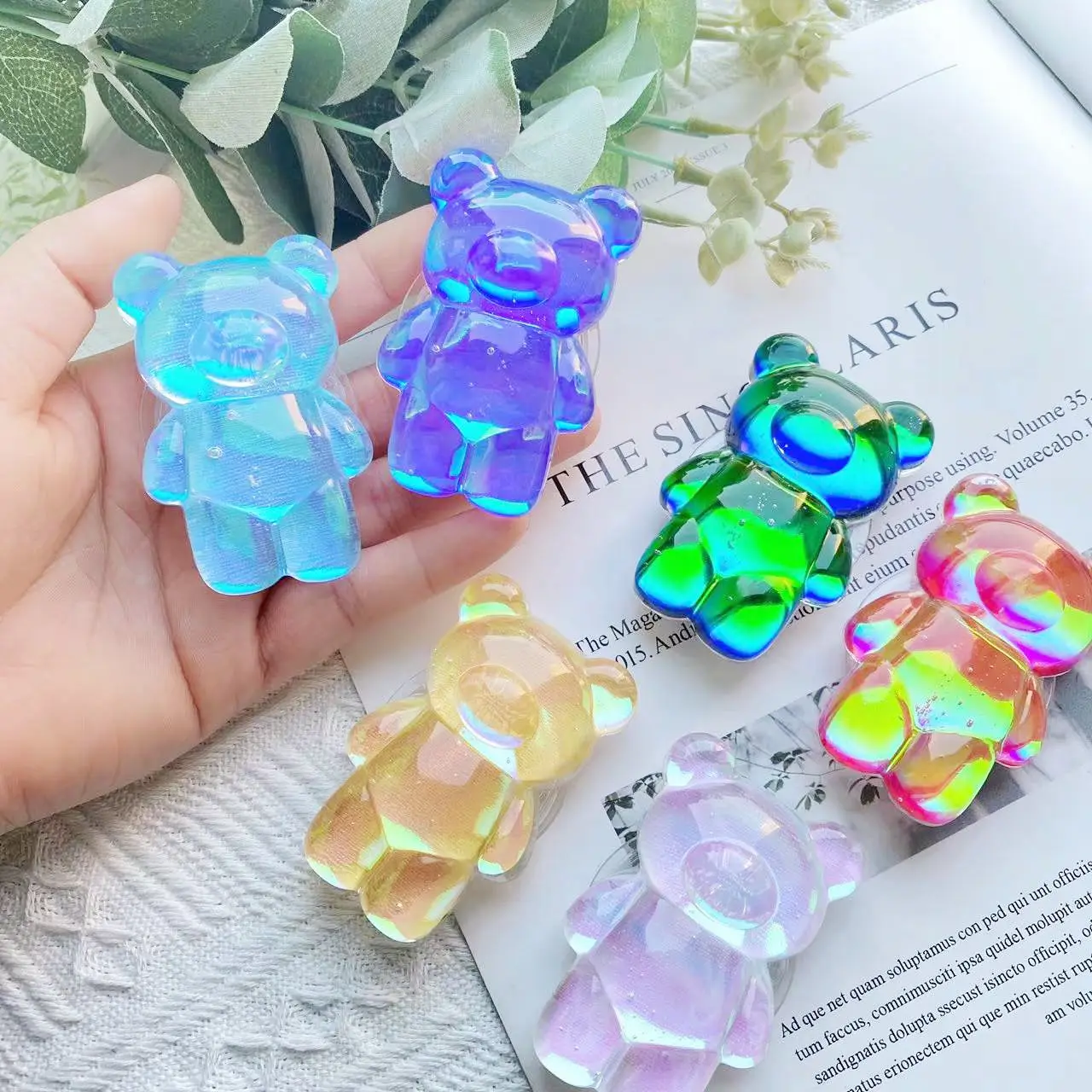 Impugnatura per telefono espandibile pieghevole Griptok con orso 3D in cristallo colorato con Design a orso, prese per telefono epossidico acrilico