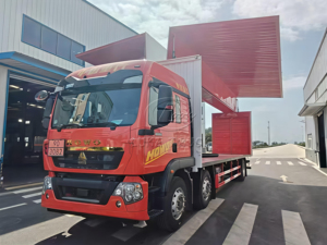 Camion fourgon HOWO 6X2 à ailes battantes, moteur diesel, norme Euro, avec système hydraulique pour la distribution en entrepôt - Product Image 3