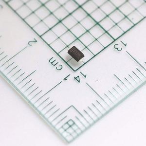 new & original DS110W SOD-123FL Diodes Schottky Diodes 1A 850mV 100V - Product Image 1