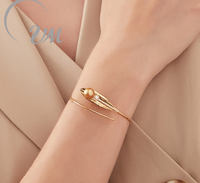 VM JEWELRY-Bracelet de luxe minimaliste en or 18 carats/argent 925 pour anniversaire de mariage ou usage quotidien.