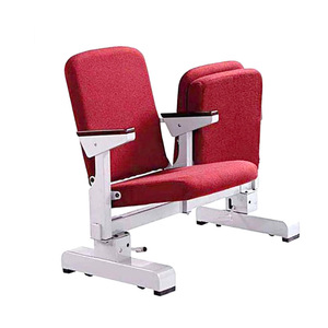 Sillas de Auditorio Qi Sai Tapizadas en Rojo, Plegables con Reposabrazos para Uso en Teatro y Escuela - Product Image 1