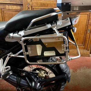 <span class=keywords><strong>Caja</strong></span> <span class=keywords><strong>de</strong></span> <span class=keywords><strong>herramientas</strong></span> <span class=keywords><strong>de</strong></span> motocicleta 4,2 L <span class=keywords><strong>para</strong></span> <span class=keywords><strong>BMW</strong></span> R1250GS LC R1200GS F750GS F850GS Adventure 2004-2023 - Product Image 2