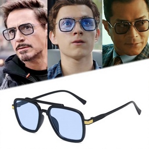 แว่นกันแดดทรงสี่เหลี่ยมขนาดใหญ่สไตล์ Marvels Iron Man <span class=keywords><strong>Downey</strong></span> Jr. สำหรับทุกเพศ  พร้อมเลนส์เปลี่ยนสีและป้องกันแสงสีฟ้า เหมาะสำหรับใช้งานกลางแจ้ง - Product Image 3
