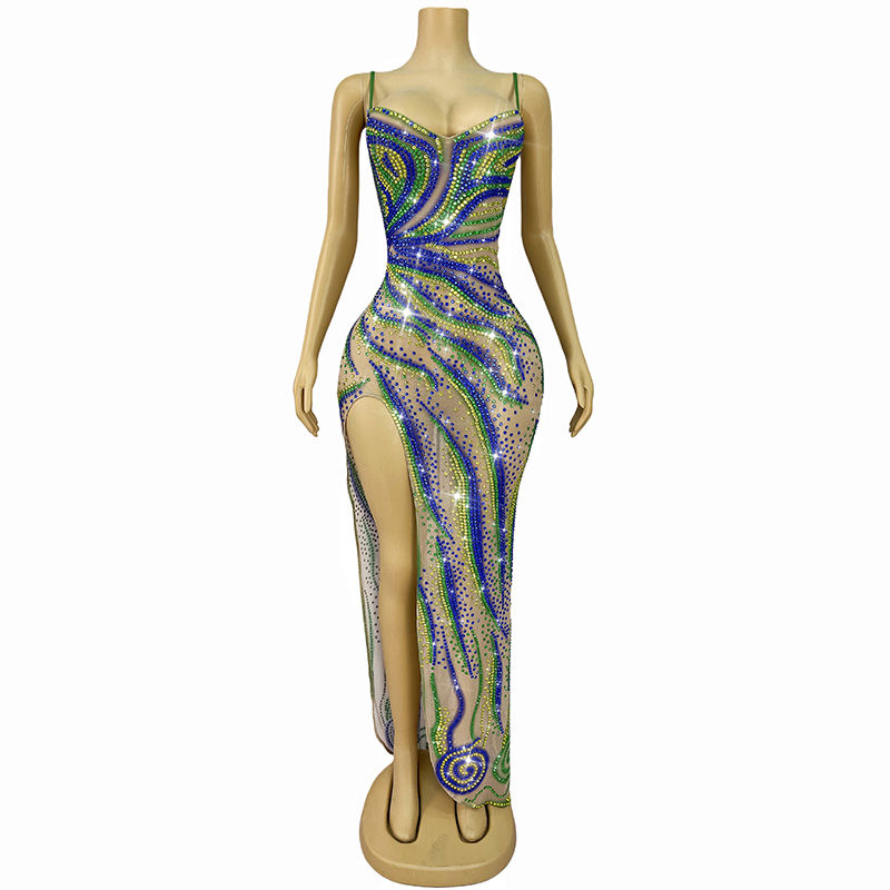 Compra nuestra colección de vestidos ajustados en línea para la