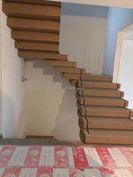 Escalier flottant d'intérieur standard australien pour le plancher de balustrade en verre de grenier de villa Escalier en cascade avec le matériel en bois