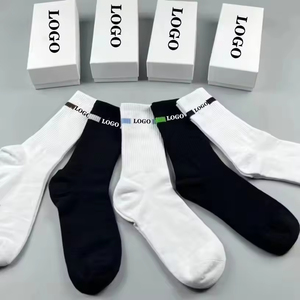 Chaussettes de football personnalisées en gros, chaussettes de sport antidérapantes pour le football et le basketball, pour hommes, enfants et jeunes, avec logo brodé, de haute qualité, athlétiques - Product Image 4