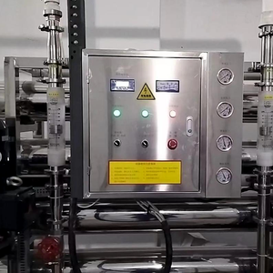 Système d'osmose inverse industriel de grande capacité 6 tonnes par heure, traitement de l'eau par osmose inverse, filtration, filtre à eau - Product Image 1