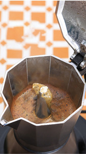 Cafetera Clásica de Cocina, Cafetera Moka de Aleación de Aluminio para Preparar Café Italiano y Cubano - Product Image 6