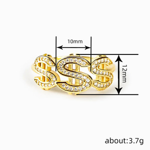 Anello Cocktail con Simbolo del Dollaro Dorato e Micro Pavé di Zirconia Cubica, Regalo Unisex, Anelli alla Moda - Product Image 4
