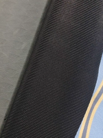 Tapis de yoga personnalisable en daim avec base en caoutchouc naturel 1 mm, léger, pliable, OEM pour studio de yoga, vente en gros, salle de sport à domicile, fitness – Nouveauté !