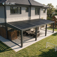 Pergola en aluminium à lames orientables personnalisée Progola pour les constructeurs et les entrepreneurs du secteur commercial, pergola résistante au soleil et à la pluie pour la cour
