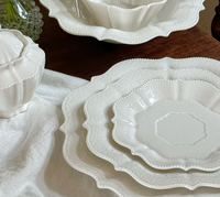 Vaisselle en céramique royale de luxe, style moderne, durable, écologique, tasse à café, soucoupe, bol, pot à lait, pot à sucre, assiette