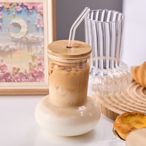 Gobelet à jus en verre transparent au design élégant, verre à rayures avec bouchon en <span class=keywords><strong>bambou</strong></span> pour boissons glacées - Product Image 2
