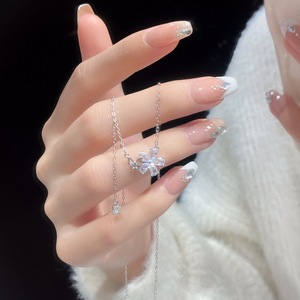 Collar con Colgante de Plata de Ley S925 para Mujer, Estilo Retro, Acabado Cepillado, Sensación Fresca, Turquesa Ovalada de la Bella Durmiente - Product Image 2